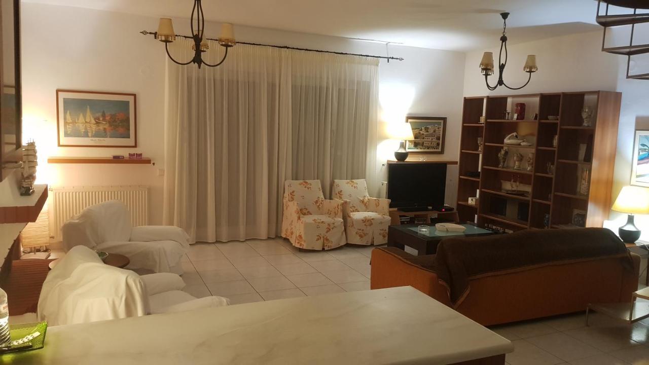 Villa Georgia Poseidi Καλάνδρα Εξωτερικό φωτογραφία